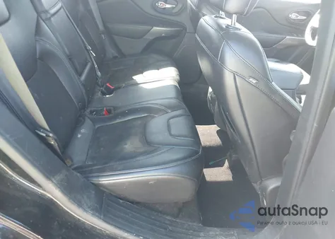 2019 Jeep Cherokee Latitude Plus 4X4 from USA, damaged, VIN 1C4PJMLX4KD238263